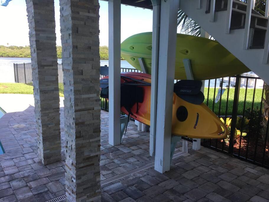 Guest Suite - Waterfront -Pool & Hot Tub- Walk To Beach Clearwater Beach Eksteriør billede